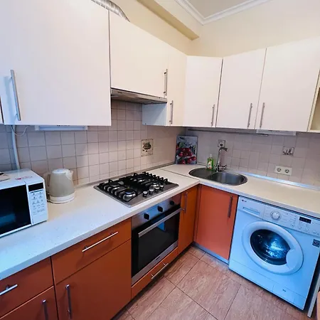 однокомнатная возле парка! *