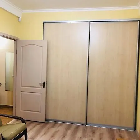 Appartement однокомнатная возле парка! Odessa