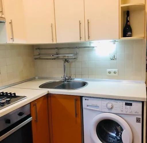 однокомнатная возле парка! Appartement *