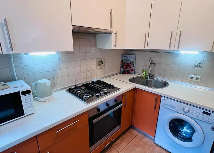 однокомнатная возле парка! Apartment *